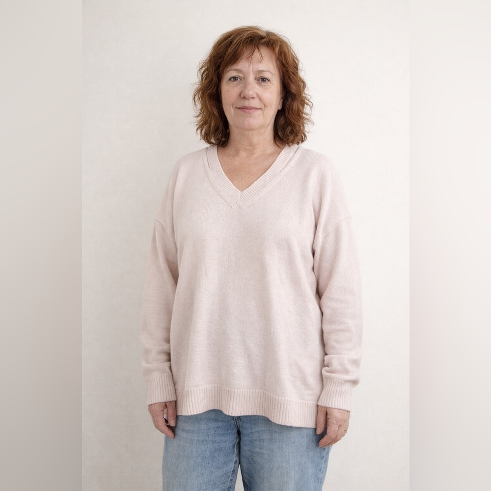 LOFT Soft Pink V-Neck Sweater – Size LP (Large Petite)